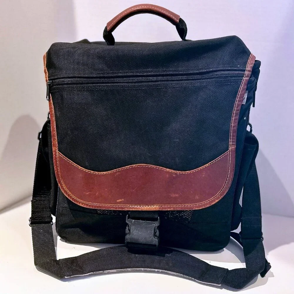 Vintage LL Bean BOB KRIST Camera Bag Backpack Leather & Nylon Expandable Pocket